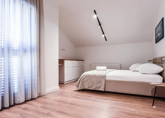 Maritimo アパート